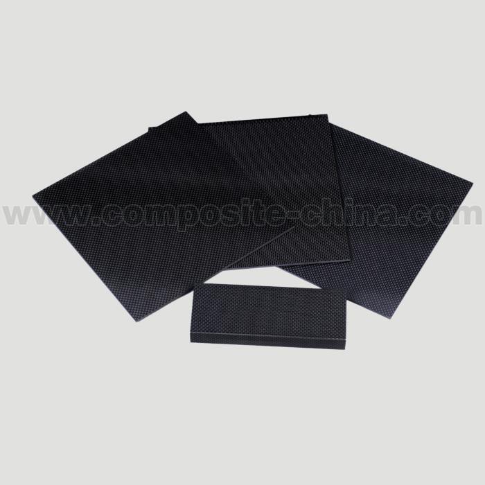 Carbon Fiber loksnes izmanto galvenokārt oglekļa šķiedras lokšņu pastiprināšana