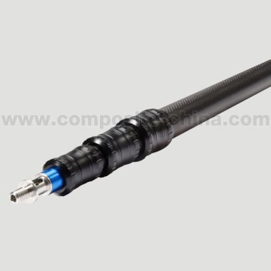 Mikrofona strēles pole