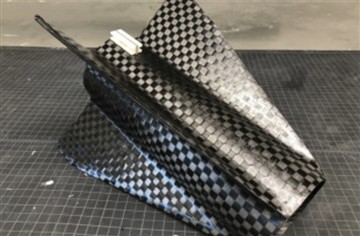 Augstas veiktspējas oglekļa šķiedras kompozītmateriāli raķešu konstrukciju li...